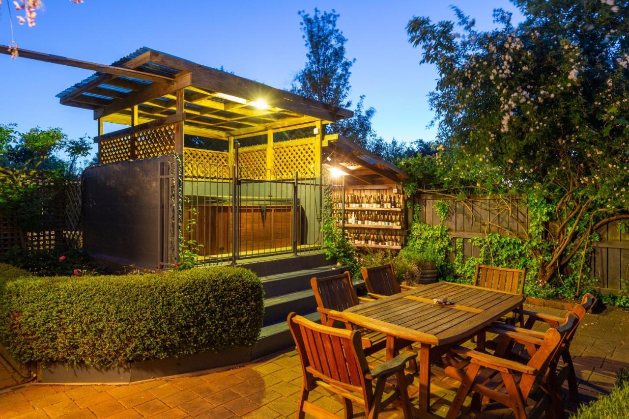 Olde Mill House B&B & Bike2Wine Cycle Hire Renwick Εξωτερικό φωτογραφία